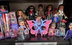 Explore 7 stunning ways to style Bratz Fashion Pixiez eyewear in our ultimate guide.